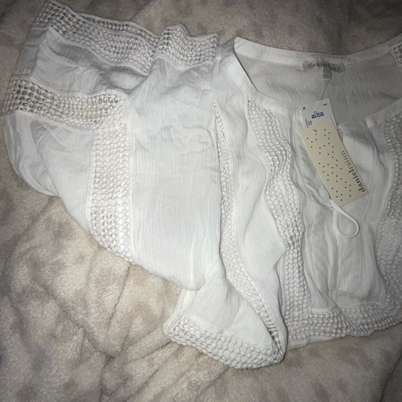 *Brand new* white sheer cotton BoHo three-quarter top large. - Picture 9 of 11